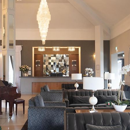 Killarney Oaks Hotel エクステリア 写真