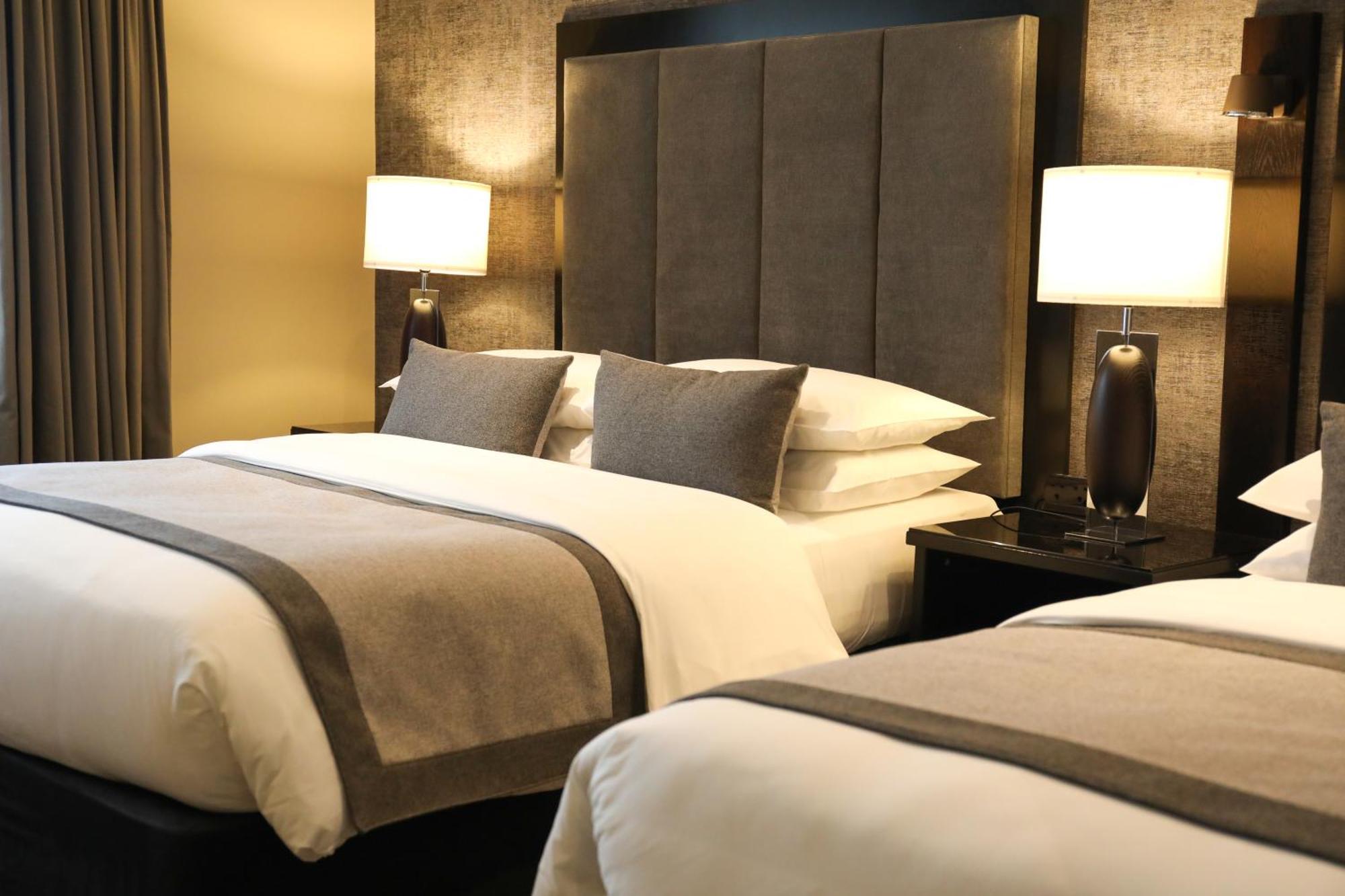 Killarney Oaks Hotel エクステリア 写真