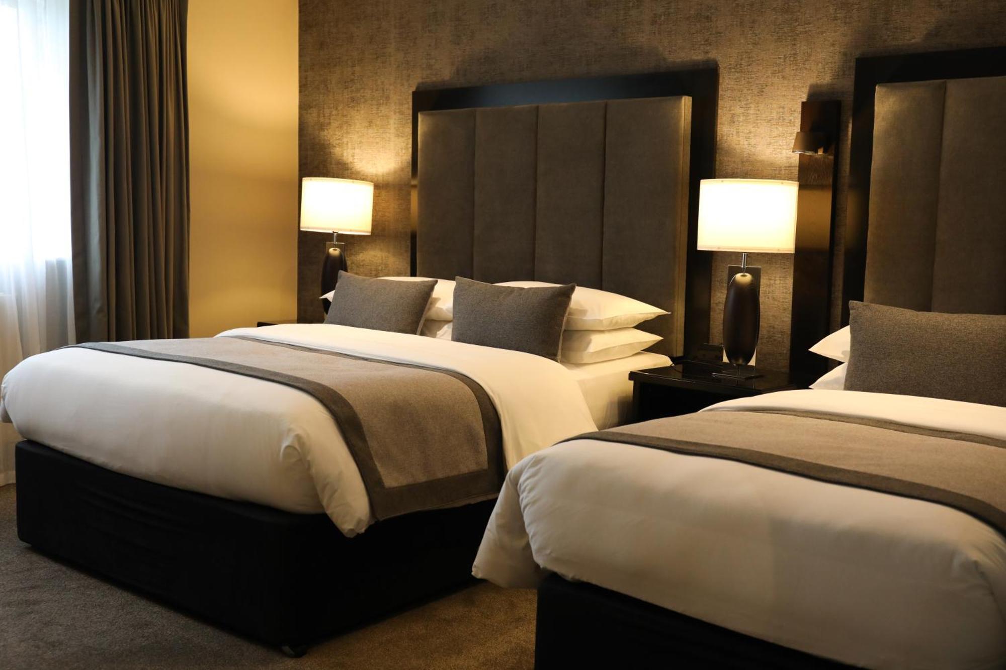 Killarney Oaks Hotel エクステリア 写真
