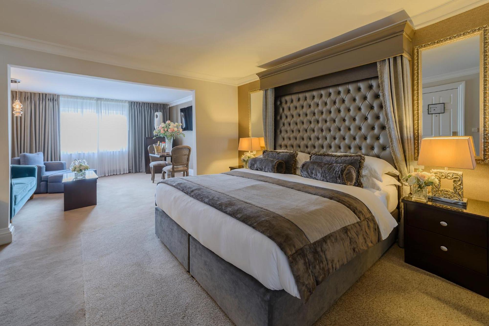 Killarney Oaks Hotel エクステリア 写真