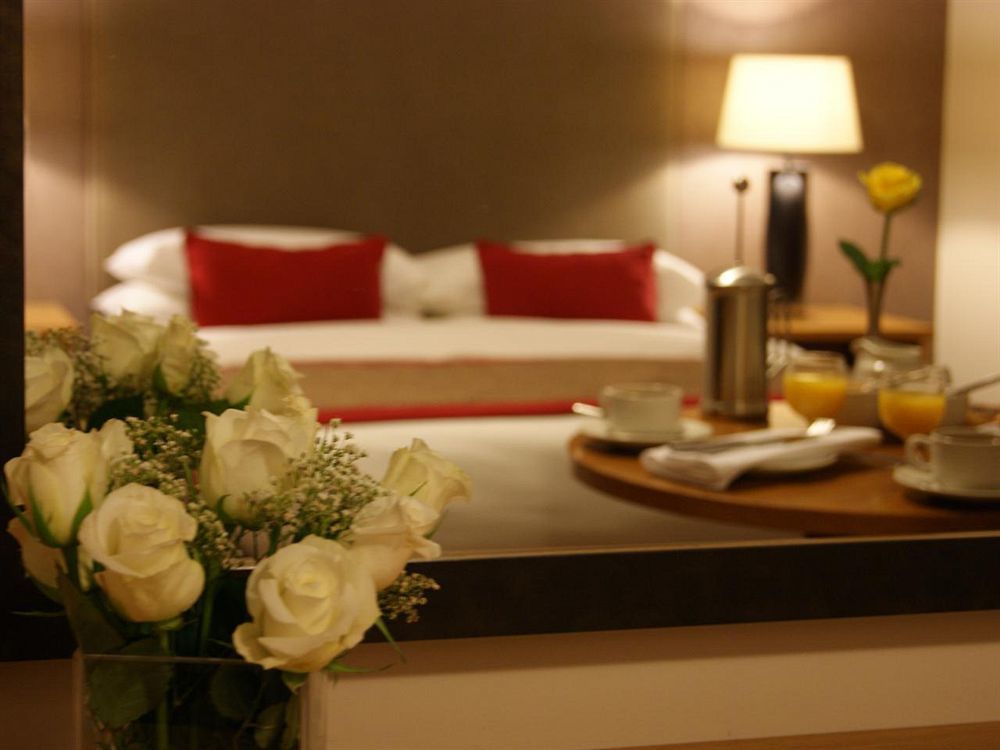 Killarney Oaks Hotel エクステリア 写真