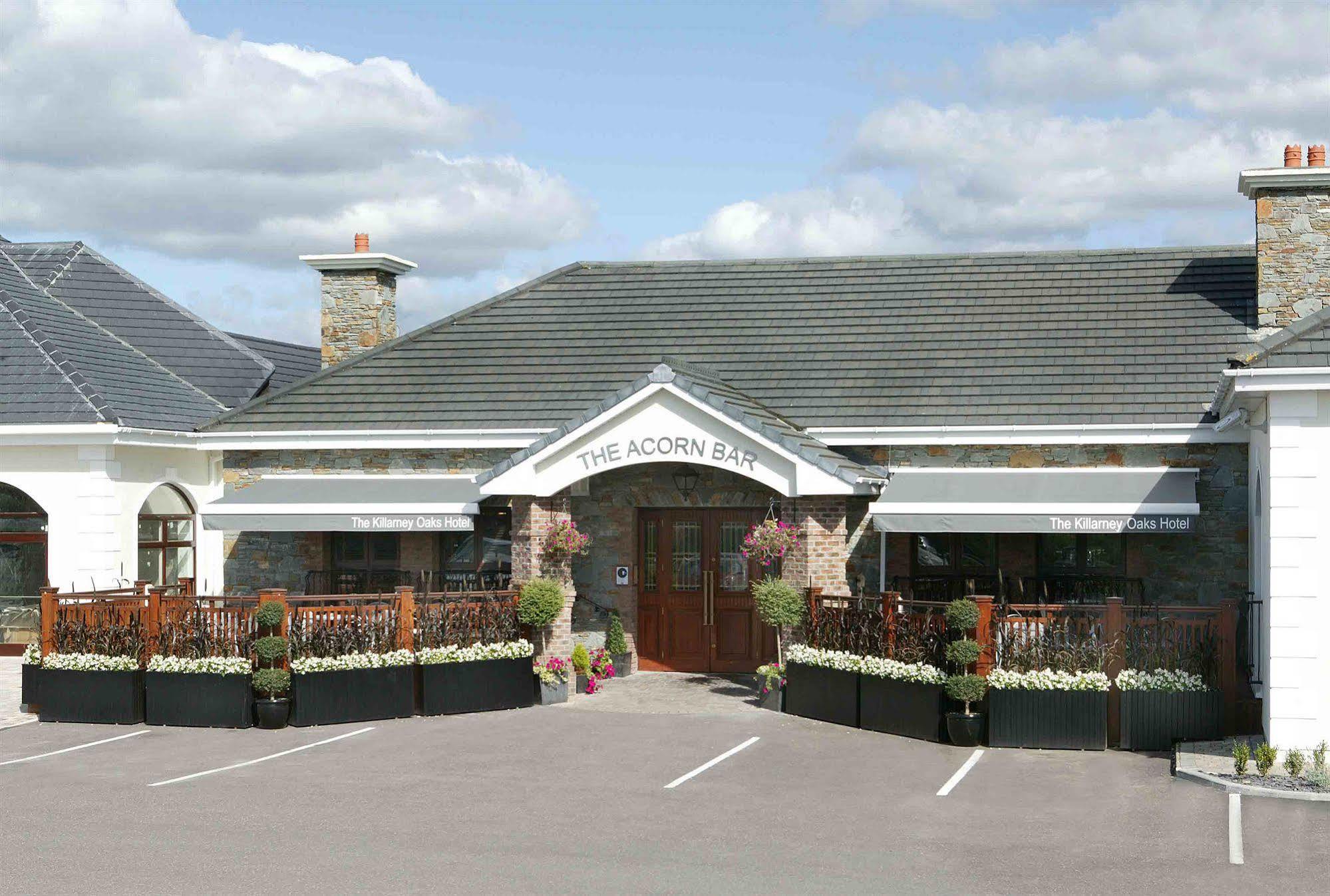 Killarney Oaks Hotel エクステリア 写真